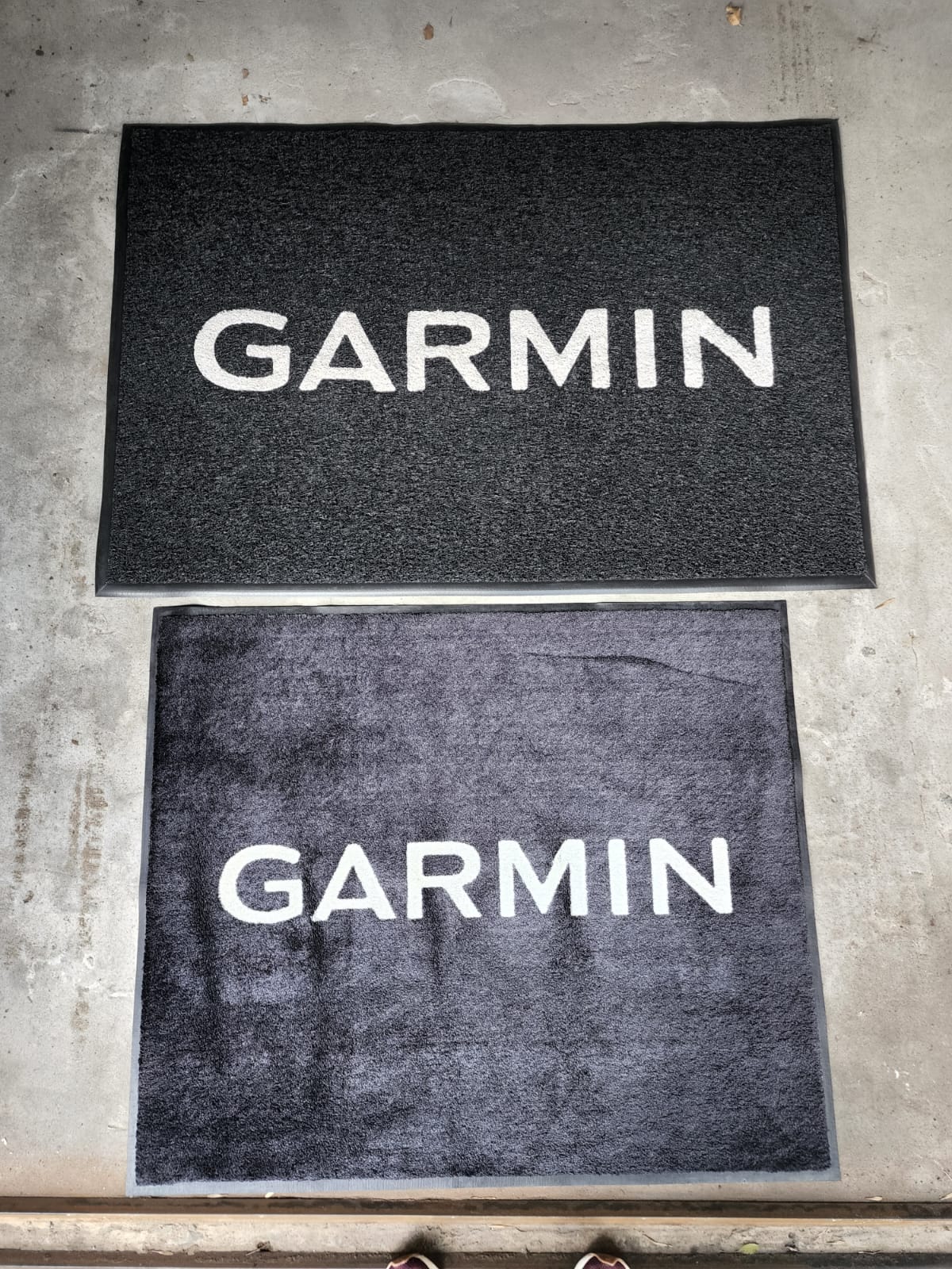 Comparativa real entre alfombra Rulo y alfombra Jet de Garmin